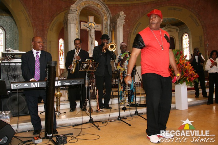 Performances @ John Holt Funeral in Kingston, JA