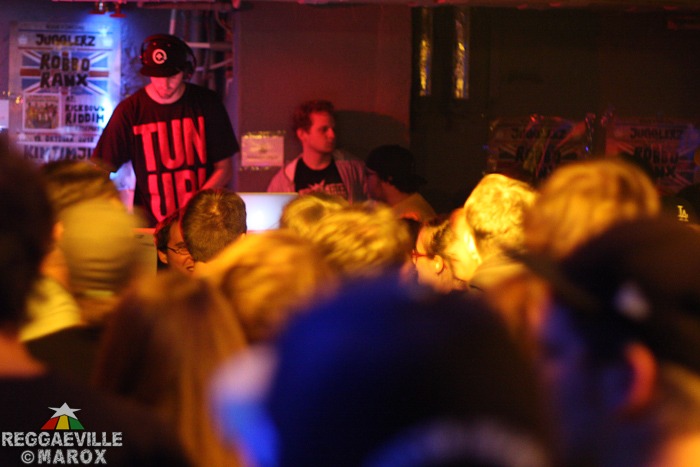 Warm-Up with Jugglerz @ Juggling Arena 2012