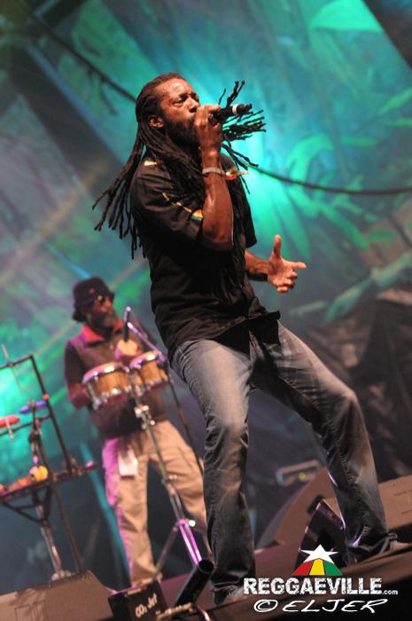 Junior Kelly & Dubtonic Kru @ Rototom Sunsplash 2014