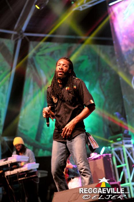 Junior Kelly & Dubtonic Kru @ Rototom Sunsplash 2014