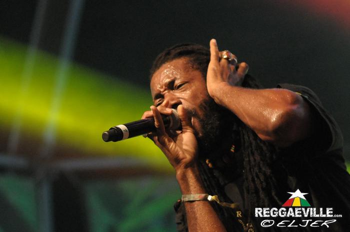 Junior Kelly & Dubtonic Kru @ Rototom Sunsplash 2014