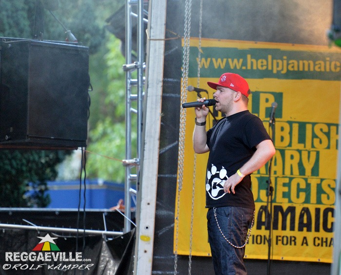 Kimoe @ Reggae Jam 2013
