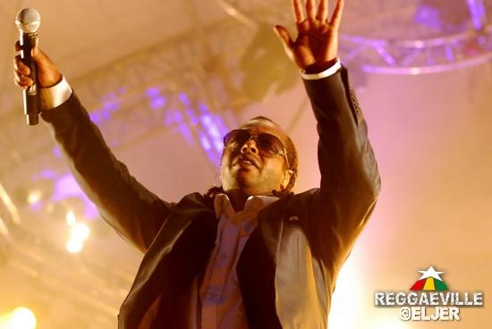 Madcon @ SummerJam 2011