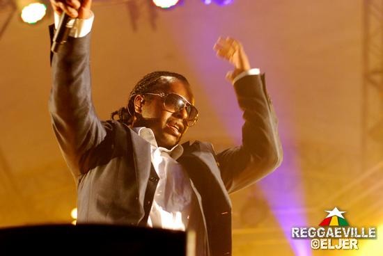 Madcon @ SummerJam 2011