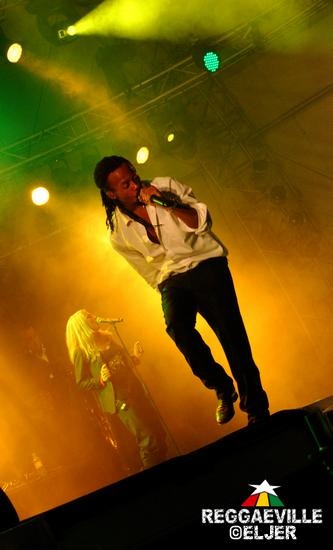 Madcon @ SummerJam 2011