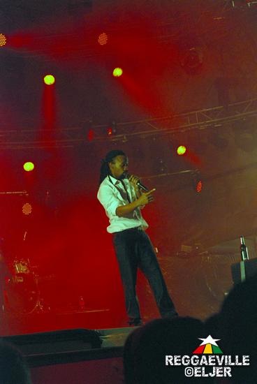 Madcon @ SummerJam 2011