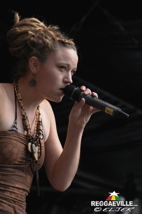 Saralene feat. The Magic Touch @ Reggae Jam 2014