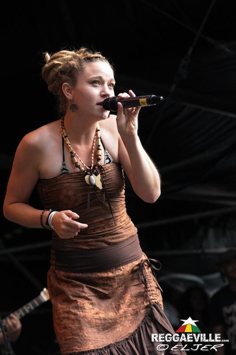 Saralene feat. The Magic Touch @ Reggae Jam 2014