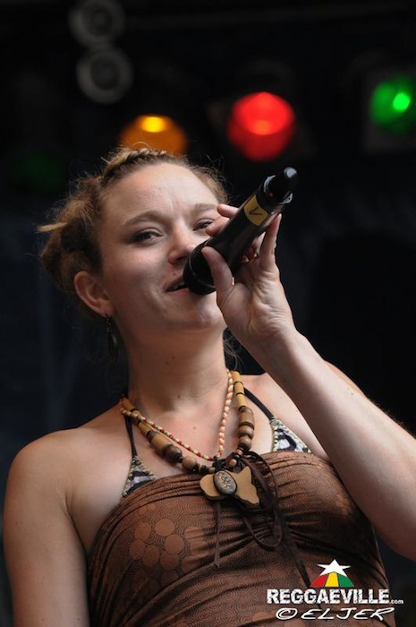 Saralene feat. The Magic Touch @ Reggae Jam 2014