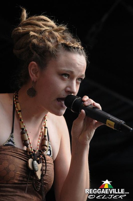 Saralene feat. The Magic Touch @ Reggae Jam 2014