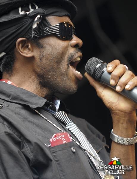 Meeks & Meeks @ Reggae Jam 2012