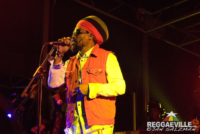Michael Rose with Sly & Robbie @ Beach Ball Festival 2013