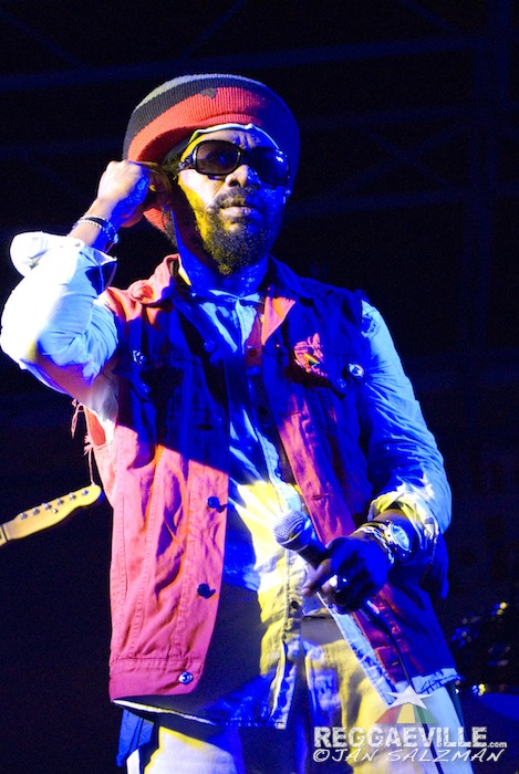 Michael Rose with Sly & Robbie @ Beach Ball Festival 2013