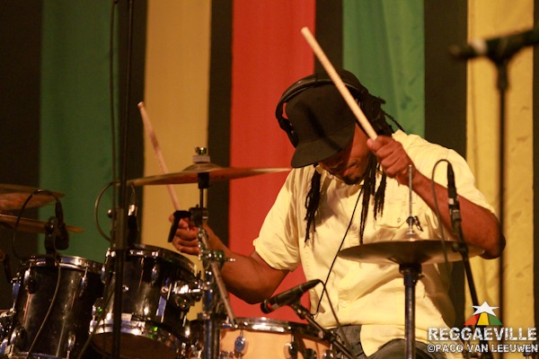 Peetah & Gramps Morgan @ Reggae Geel 2011