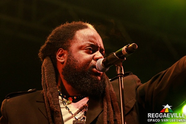 Peetah & Gramps Morgan @ Reggae Geel 2011