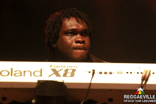 Peetah & Gramps Morgan @ Reggae Geel 2011