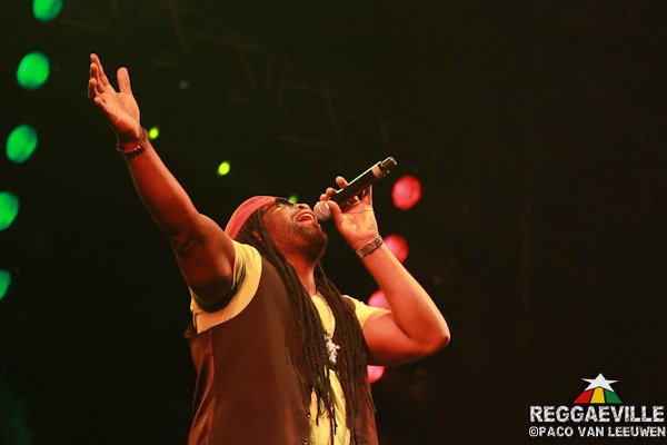 Peetah & Gramps Morgan @ Reggae Geel 2011