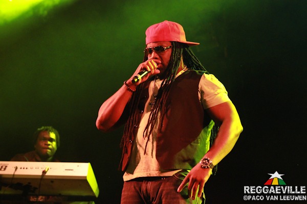 Peetah & Gramps Morgan @ Reggae Geel 2011