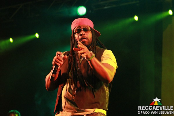 Peetah & Gramps Morgan @ Reggae Geel 2011