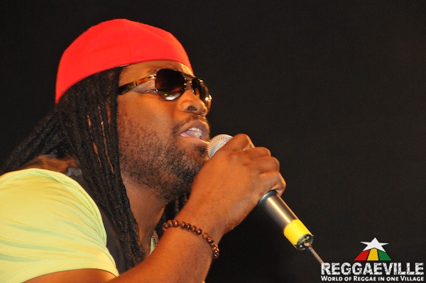 Peetah & Gramps Morgan @ Reggae Jam 2011