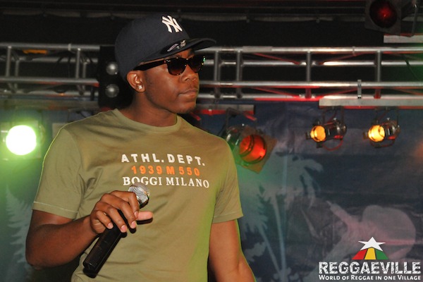 Peetah & Gramps Morgan @ Reggae Jam 2011