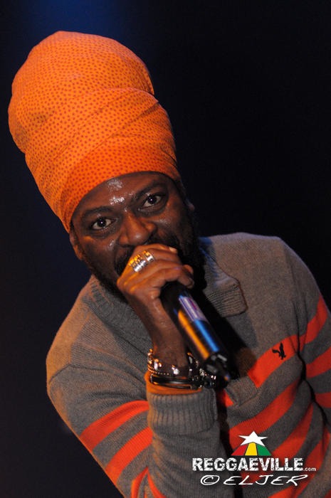 Perfect & House Of Riddim @ Reggaeville Easter Special - Dortmund 2013