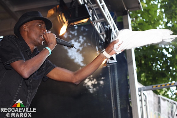 Peter Metro & Squiddley Ranking @ Reggae Jam 2012