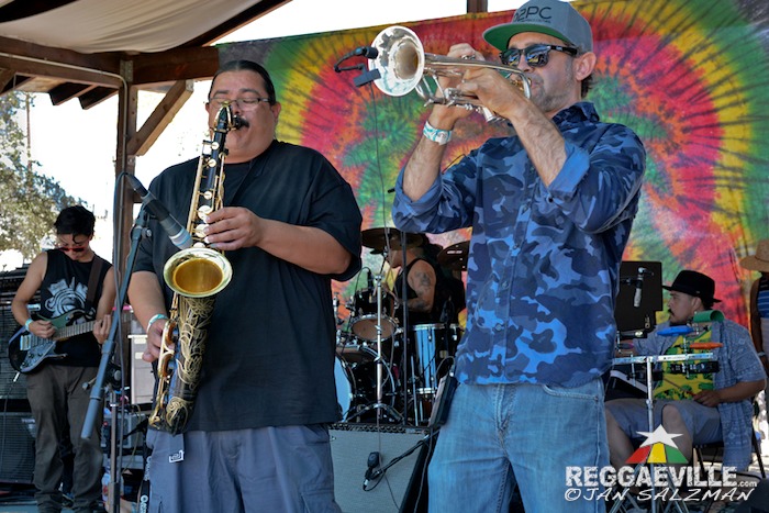 Quinto Sol @ Reggae On The Mountain 2015
