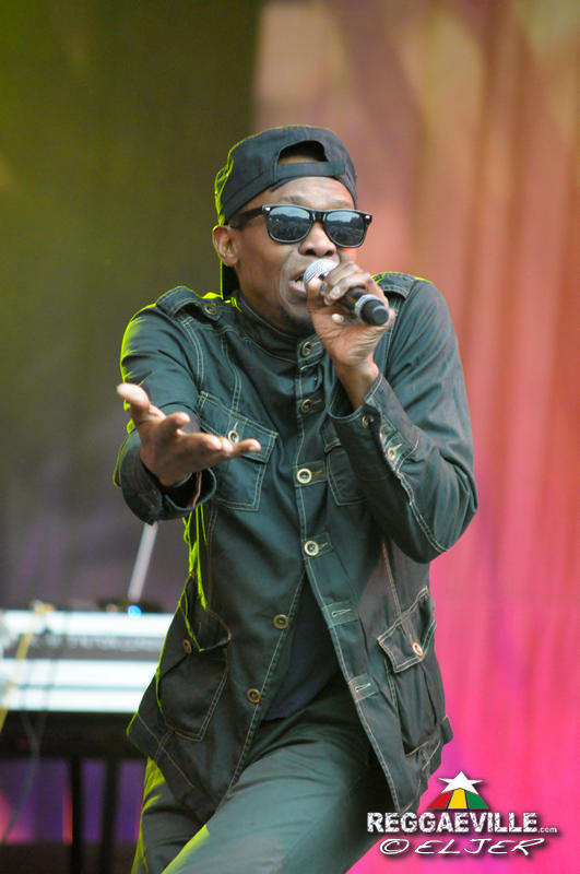 Ray Darwin with House Of Riddim playing Black Uhuru @ Ruhr Reggae Summer - Dortmund 2016