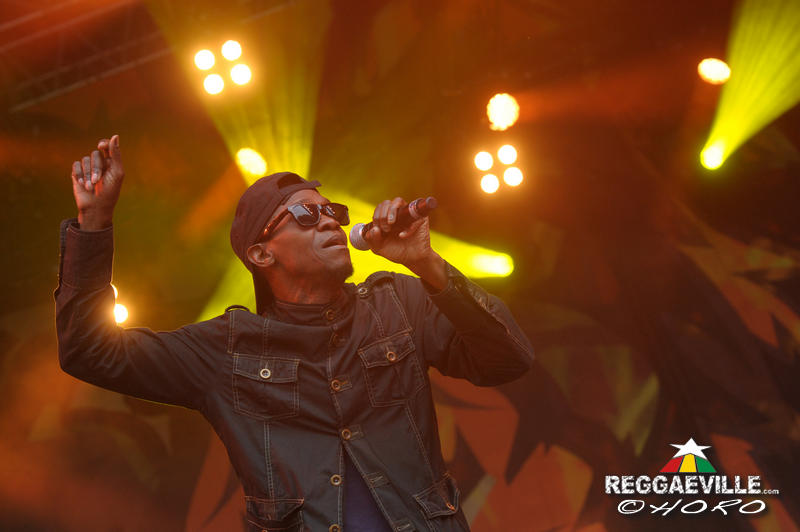 Ray Darwin with House Of Riddim playing Black Uhuru @ Ruhr Reggae Summer - Dortmund 2016