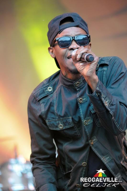 Ray Darwin with House Of Riddim playing Black Uhuru @ Ruhr Reggae Summer - Dortmund 2016