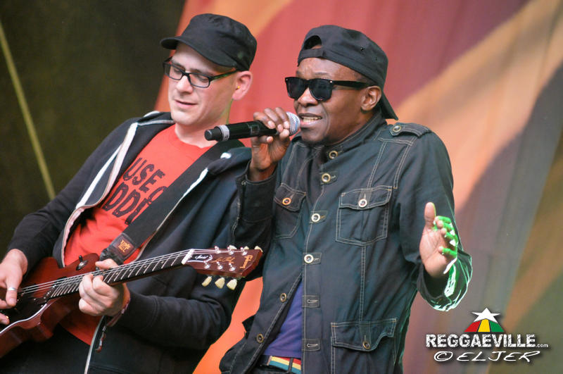 Ray Darwin with House Of Riddim playing Black Uhuru @ Ruhr Reggae Summer - Dortmund 2016