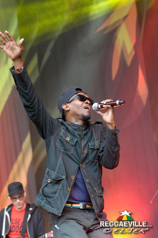 Ray Darwin with House Of Riddim playing Black Uhuru @ Ruhr Reggae Summer - Dortmund 2016