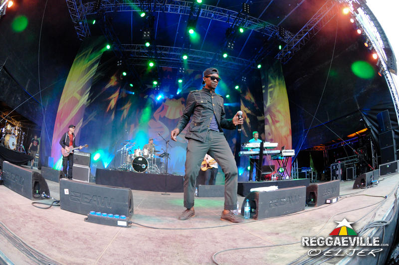 Ray Darwin with House Of Riddim playing Black Uhuru @ Ruhr Reggae Summer - Dortmund 2016