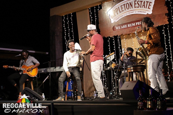 Romain Virgo feat. Busy Signal @ Signature Nights in Kingston, Jamaica