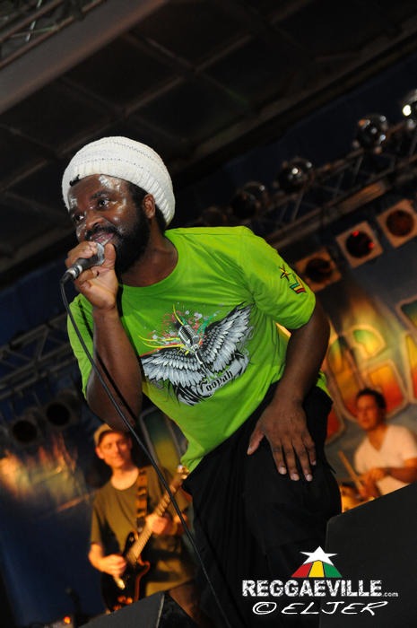 Roughhouse @ Reggae Jam 2013