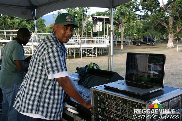 Behind The Scenes... @ Shaggy & Friends 2014