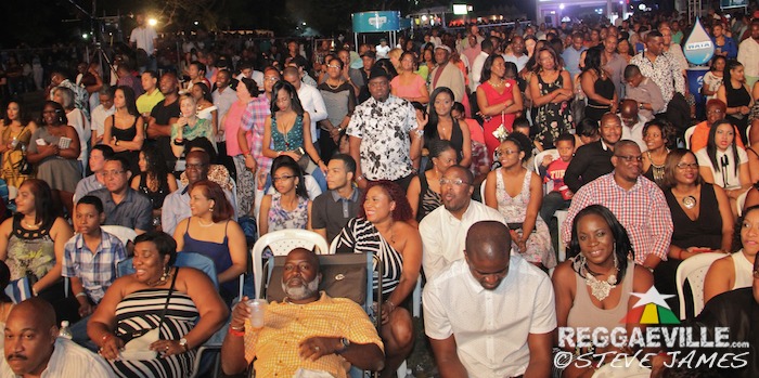 Vibes @ Shaggy & Friends 2016