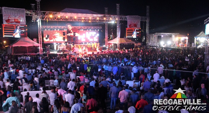 Vibes @ Shaggy & Friends 2016