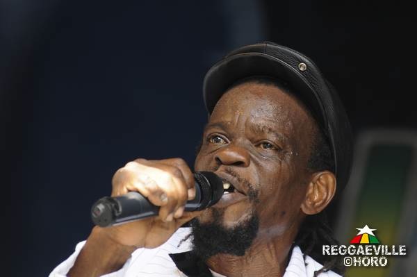 The Silvertones @ Reggae Jam