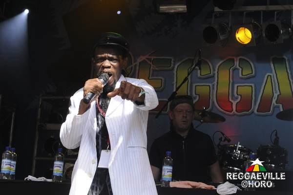 The Silvertones @ Reggae Jam