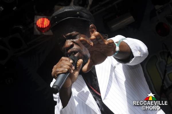 The Silvertones @ Reggae Jam