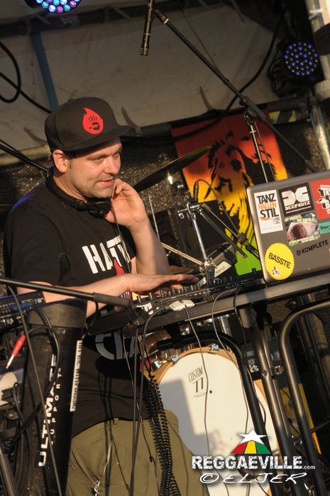 Singing Gold @ Reggae im Hanf-Feld 2015