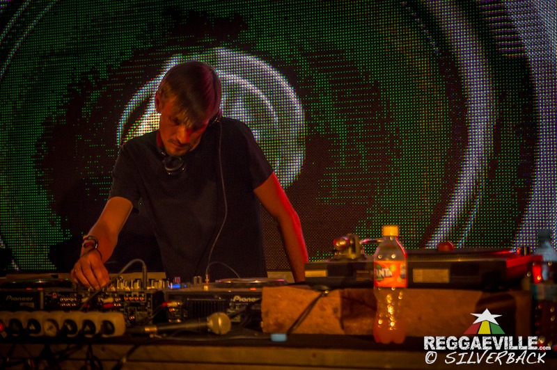 SingleDread & Micah Shemaiah @ Ostroda Reggae Festival 2016