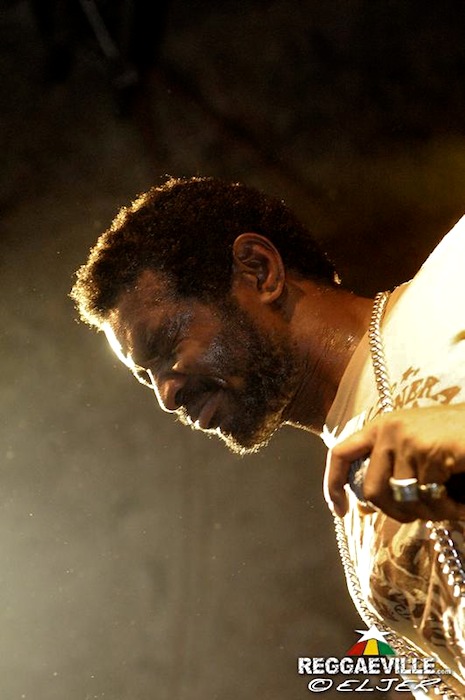 DeeBuzz & Skarra Mucci @ Mattia's Birthday Bashment 2013