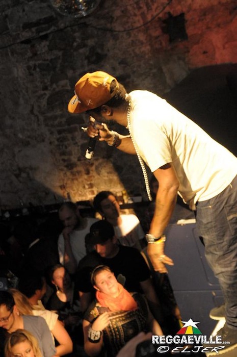 DeeBuzz & Skarra Mucci @ Mattia's Birthday Bashment 2013