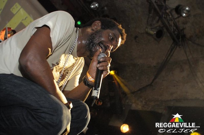 DeeBuzz & Skarra Mucci @ Mattia's Birthday Bashment 2013