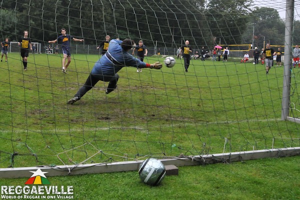 Soundquake Athletics - Youthrebels Allstars