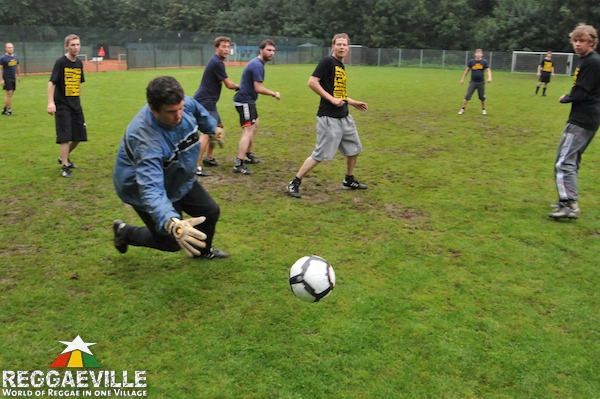 Soundquake Athletics - Youthrebels Allstars