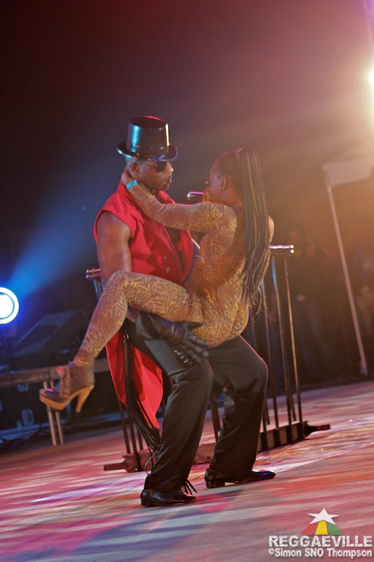 Stacious @ Sting 2012